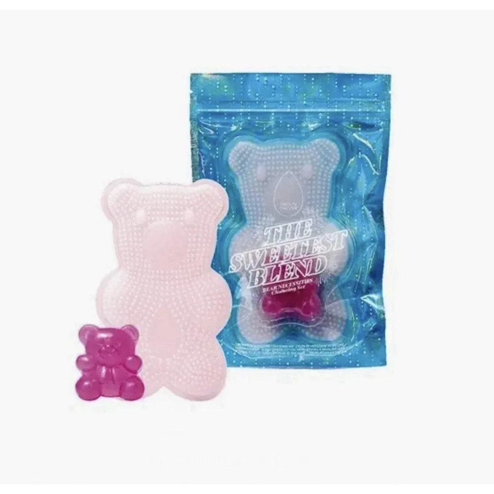 Beauty blender The Sweetest Blend Bear Necessities 2pc Cleansing Set NEW LE